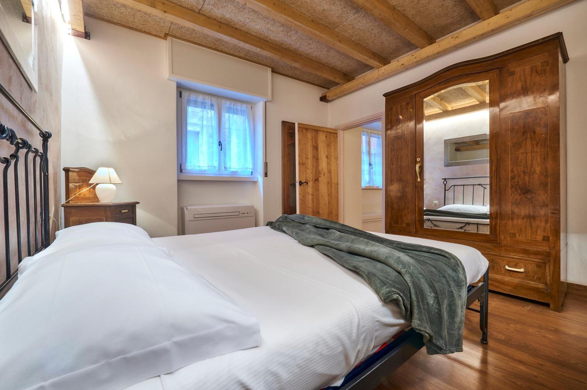 Casa “La Contrada” Villa Varenna Eksteriør billede